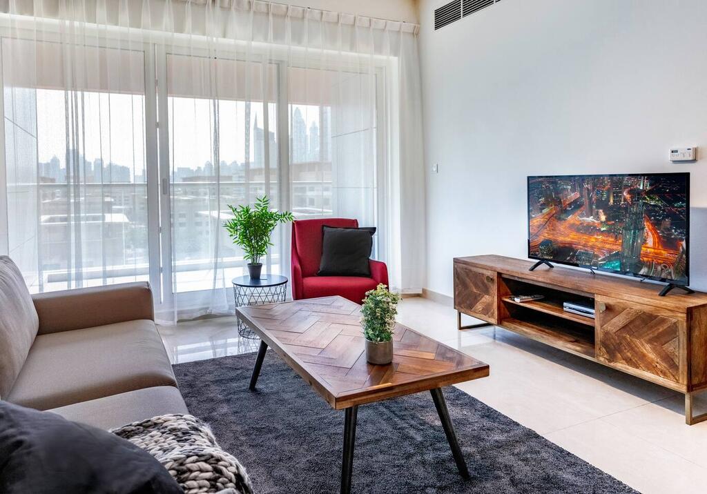 Stella Stays Modern 2 BDR Dubai Tecom Netflix Pool - thumb 0