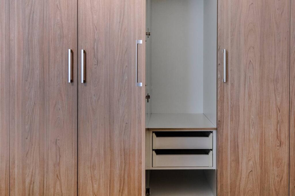 Stella Stays Modern 2 BDR Dubai Tecom Netflix Pool - thumb 6