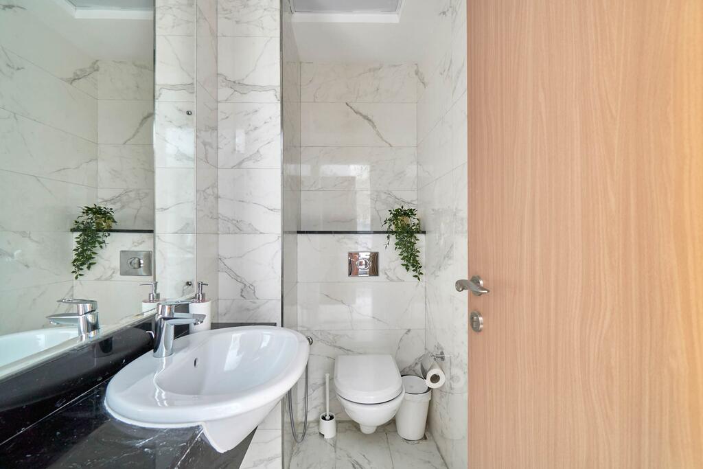 Stella Stays Upscale 2 BDR Dubai JVC Large Terrace - thumb 6