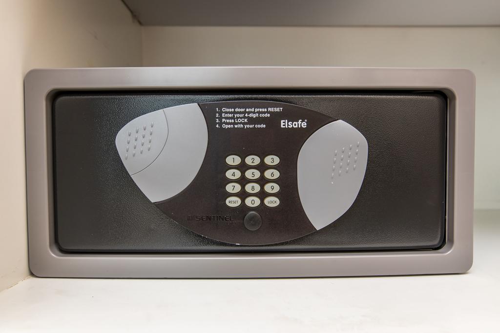 Stunning Dubai Marina Apartment - thumb 7