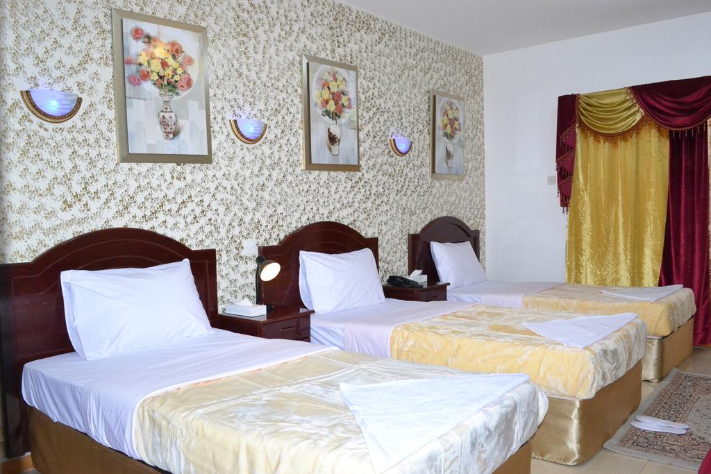 TAJ AL BARAHA HOTEL L.L.C - thumb 9