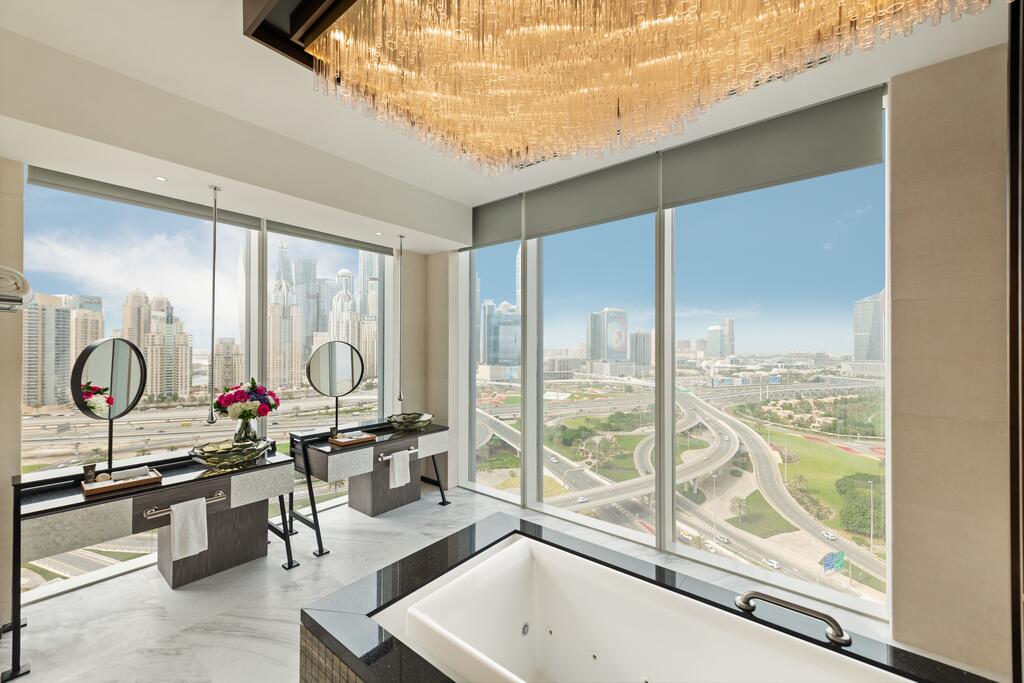 Taj Jumeirah Lakes Towers - thumb 7