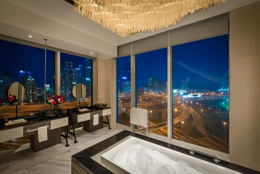 Taj Jumeirah Lakes Towers - thumb 6
