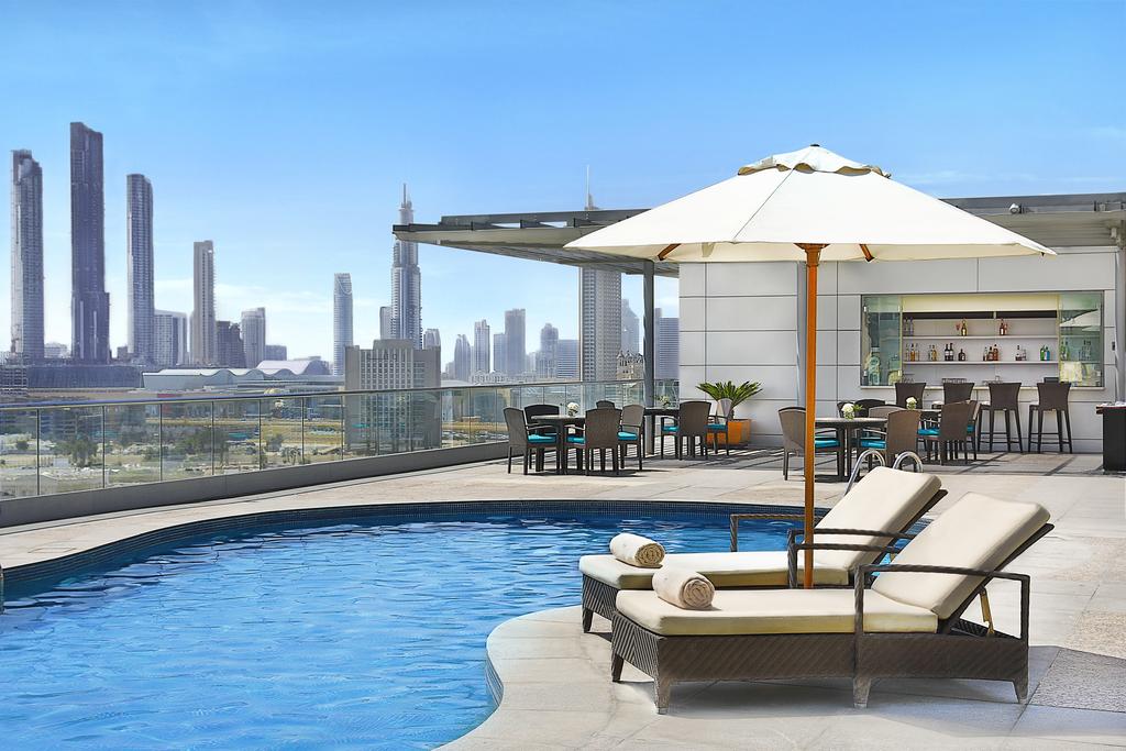 The Ritz-Carlton Executive Residences - thumb 1