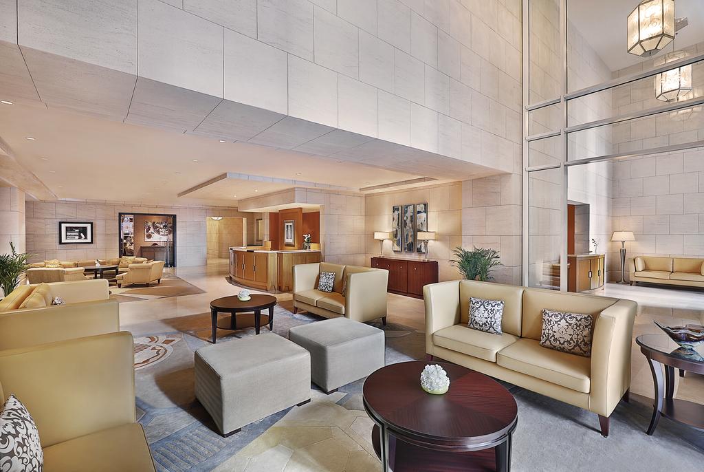 The Ritz-Carlton Executive Residences - thumb 4