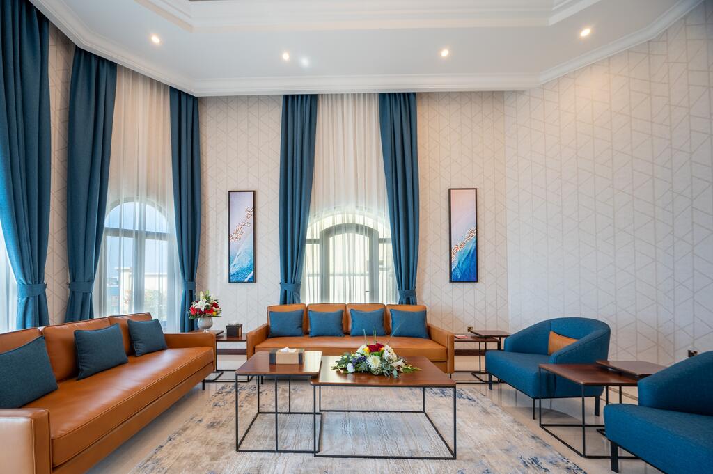 The S Holiday Homes - Luxurious 5 Bedrooms Villa At Palm Jumeirah With Private Swimming Pool And Private Beach Access - thumb 0