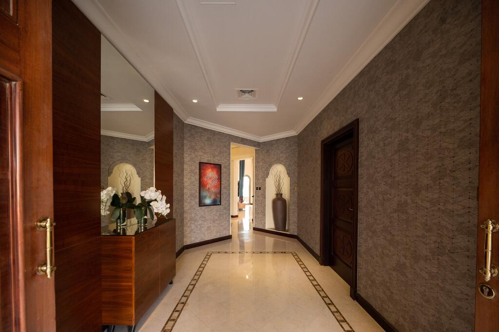The S Holiday Homes - Luxurious 5 Bedrooms Villa At Palm Jumeirah With Private Swimming Pool And Private Beach Access - thumb 7
