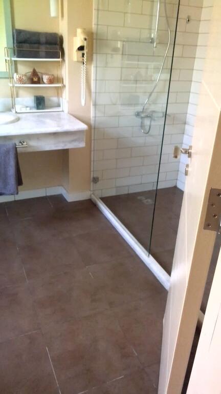 The Villa At Cove - thumb 7