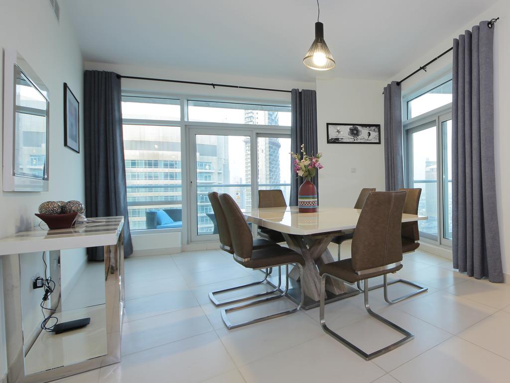 Vacation Bay - Loft West Tower -Partial Burj Khalifa View - thumb 3