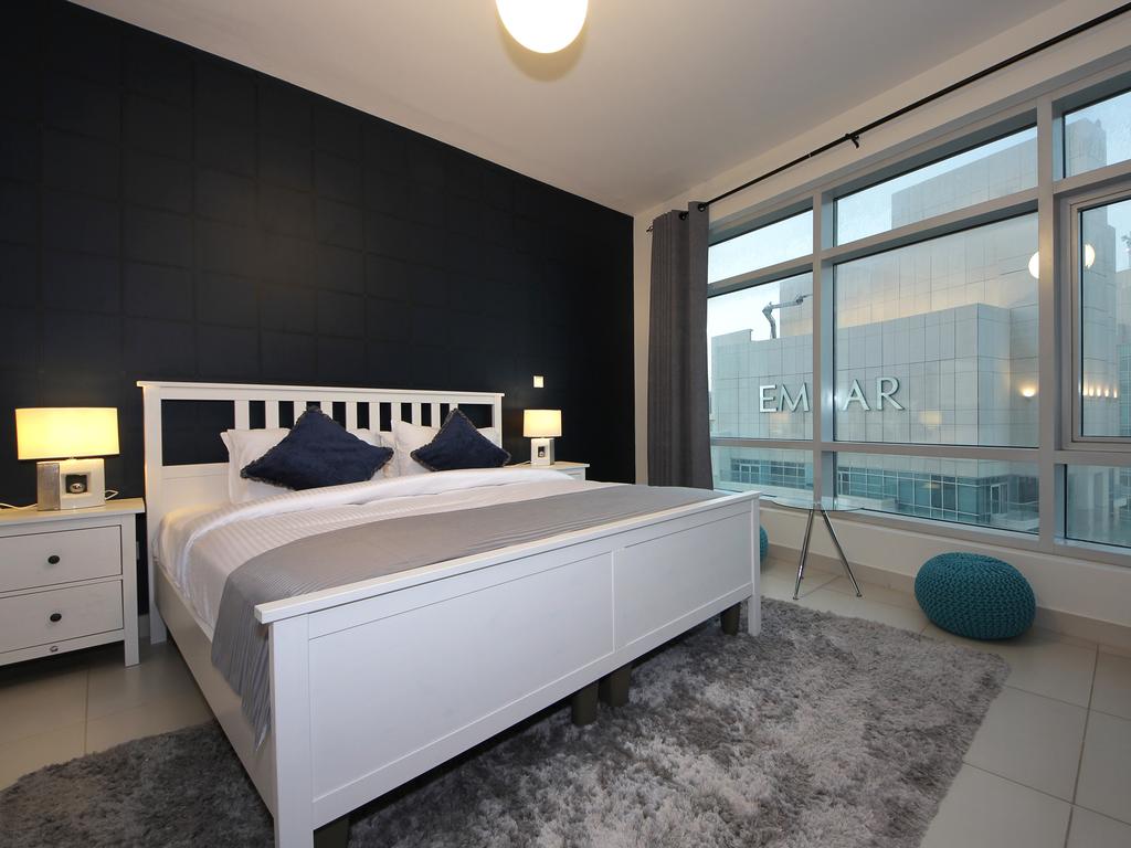 Vacation Bay - Loft West Tower -Partial Burj Khalifa View - thumb 0