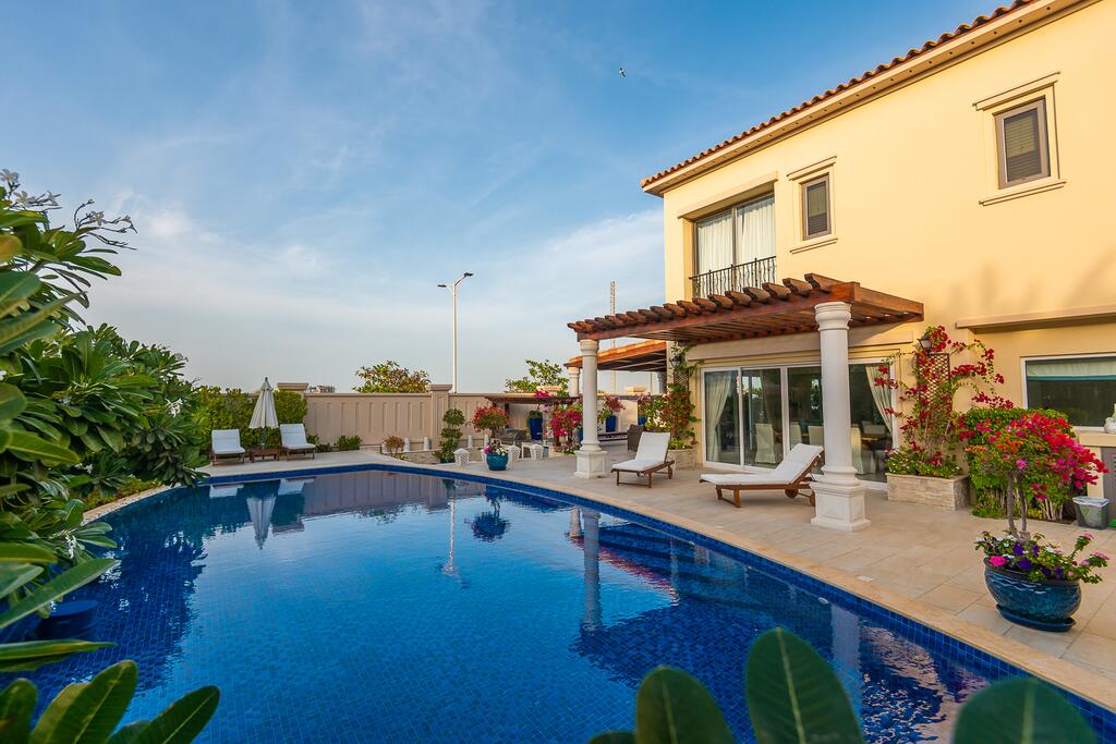 Villa Lazuli - A One-of-a-kind Stay, With Jacuzzi And Pool - Limited To 8 - thumb 3