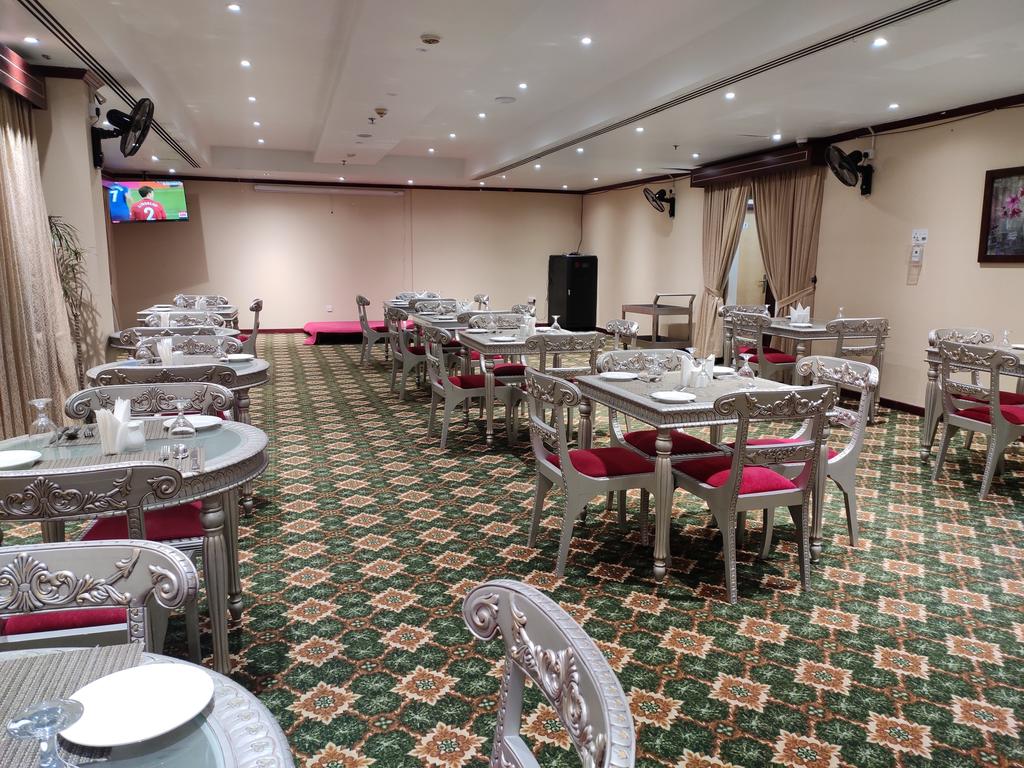 West Zone Plaza Hotel Apartment (Formerly Winchester Hotel Apts) - thumb 5