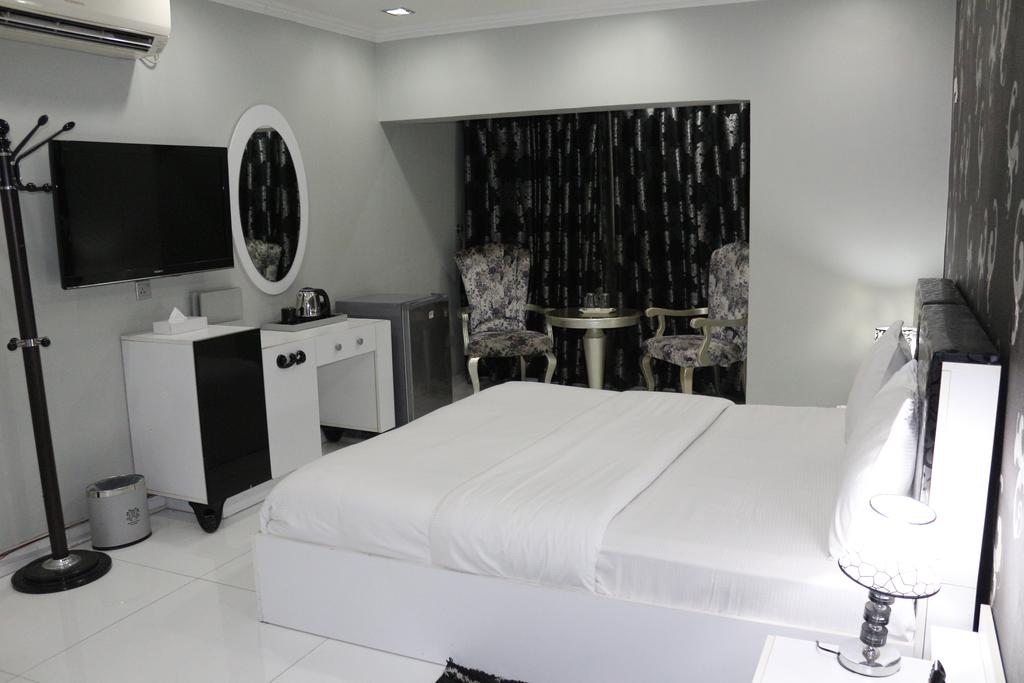 White Fort Hotel - thumb 6