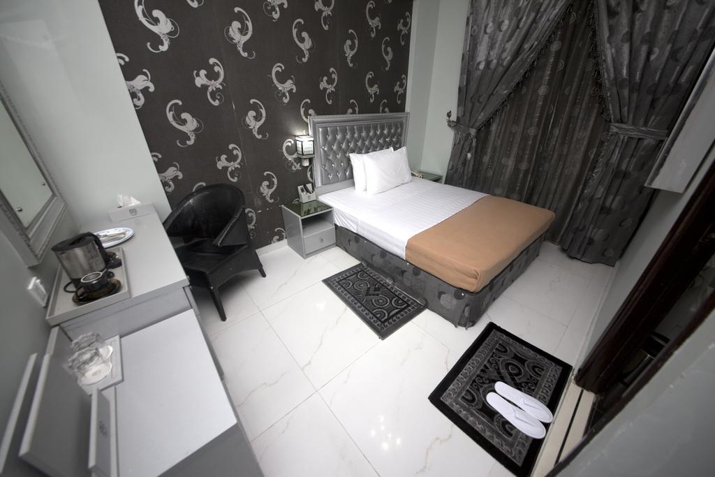 White Fort Hotel - thumb 0