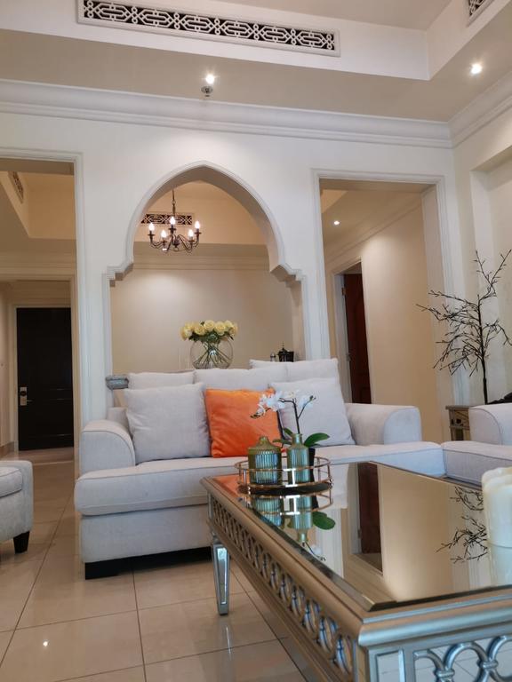 Wonderful Stay In The Heart Of Dubai Souk AlBahar - thumb 3