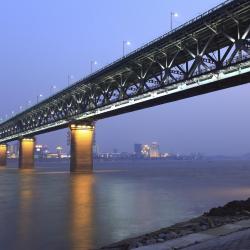Hubei Accommodation Dubai