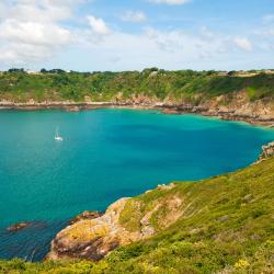 Guernsey Accommodation Dubai