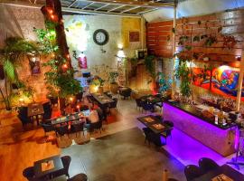 Allamanda Hotel Accommodation Dubai