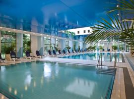 Danubius Hotel Helia Accommodation Dubai