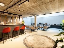 The Amberlyn Suite Hotel Accommodation Dubai