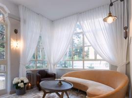 Carmella Boutique Hotel Accommodation Dubai