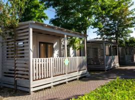 hu Roma Camping In Town Accommodation Dubai