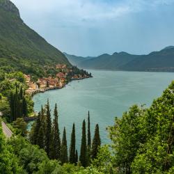 Lake Como Accommodation Dubai