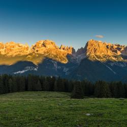 Madonna di Campiglio Accommodation Dubai