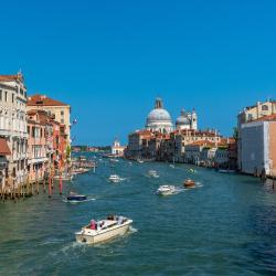 Venice Accommodation Dubai