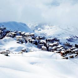 Kfardebian Accommodation Dubai