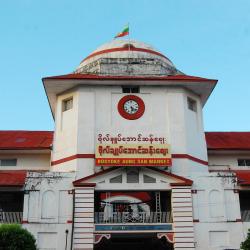 Bogyoke Aung San Market, Yangon Accommodation Dubai