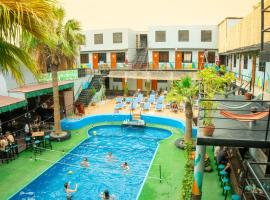 Wild Rover Huacachina Accommodation Dubai