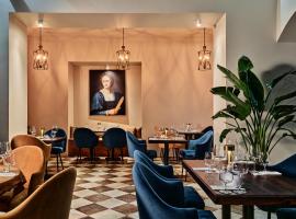 Hotel Pietryna Accommodation Dubai