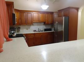 Abigail's Sunflower Entire 2 Bedroom Apt Accommodation Dubai