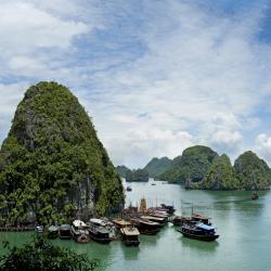 Ha Long Bay Accommodation Dubai